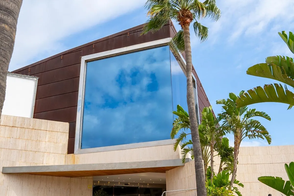 Marsenses Paradise Club Cala en Bosch Hotel apartamentowy