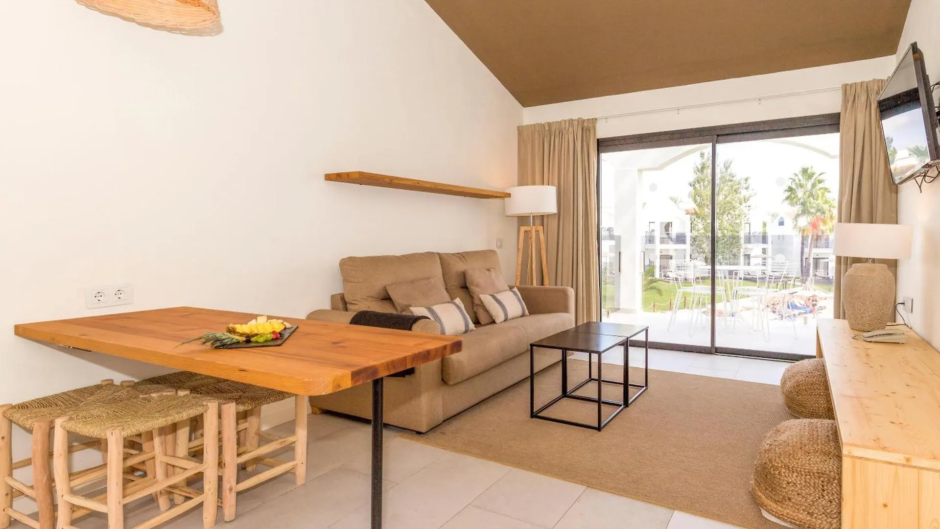 Marsenses Paradise Club Cala'N Bosch  Apart-hotel
