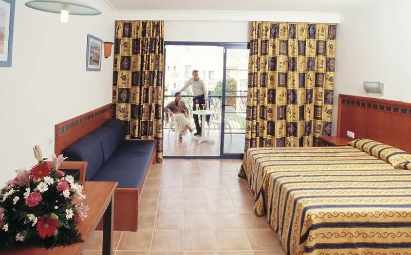 Marsenses Paradise Club Cala'N Bosch  4*, Cala'N Bosch (Menorca)