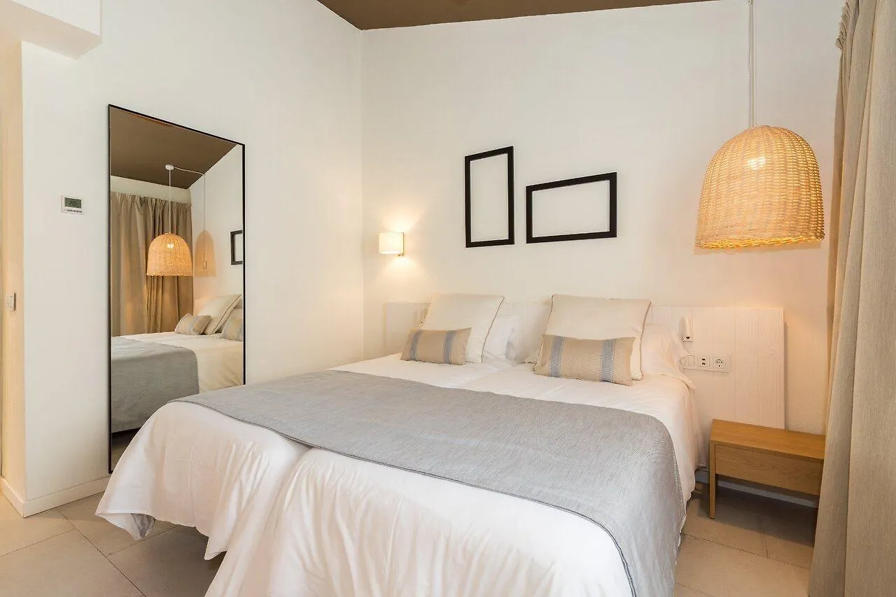 Aparthotel Marsenses Paradise Club Cala en Bosch