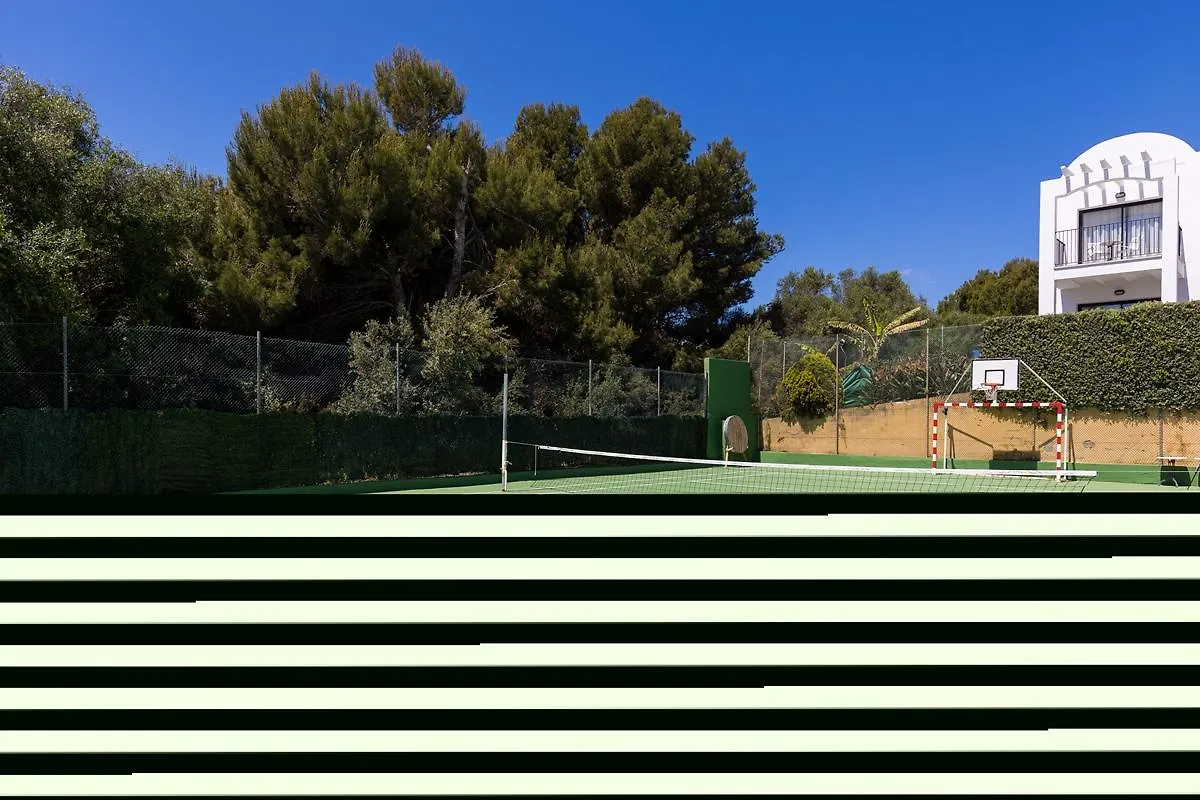 Marsenses Paradise Club Cala en Bosch 4*,