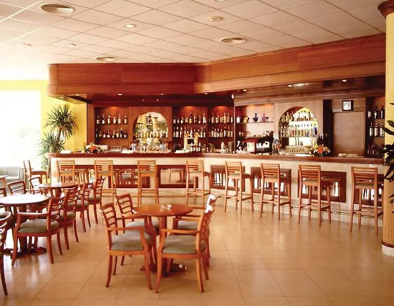 Aparthotel Marsenses Paradise Club Cala en Bosch